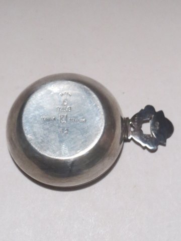 194706