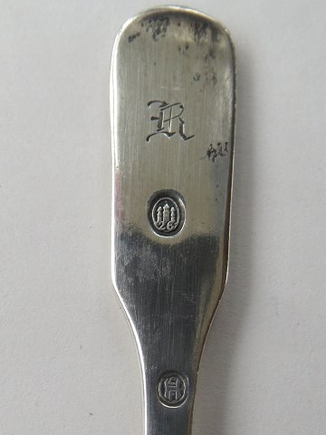 195040