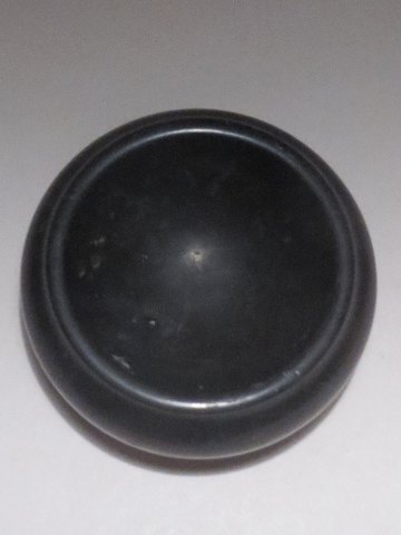 195647