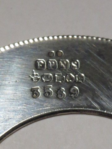235663