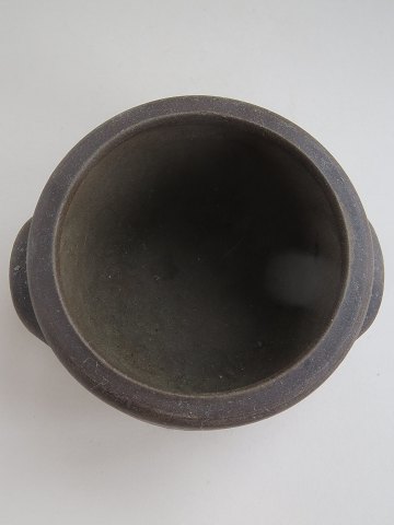 247180