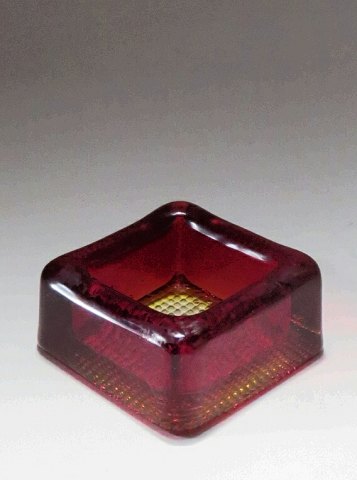 328136