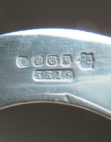 332687