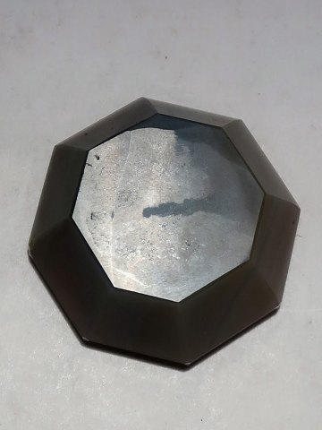 404102