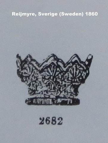 553700